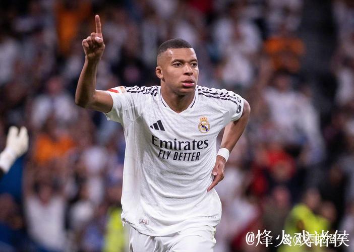 亚马尔超姆巴佩独享历史第1,铁卫梅开二度,巴 亚马尔超姆巴佩独享历史第1,铁卫梅开二度,巴